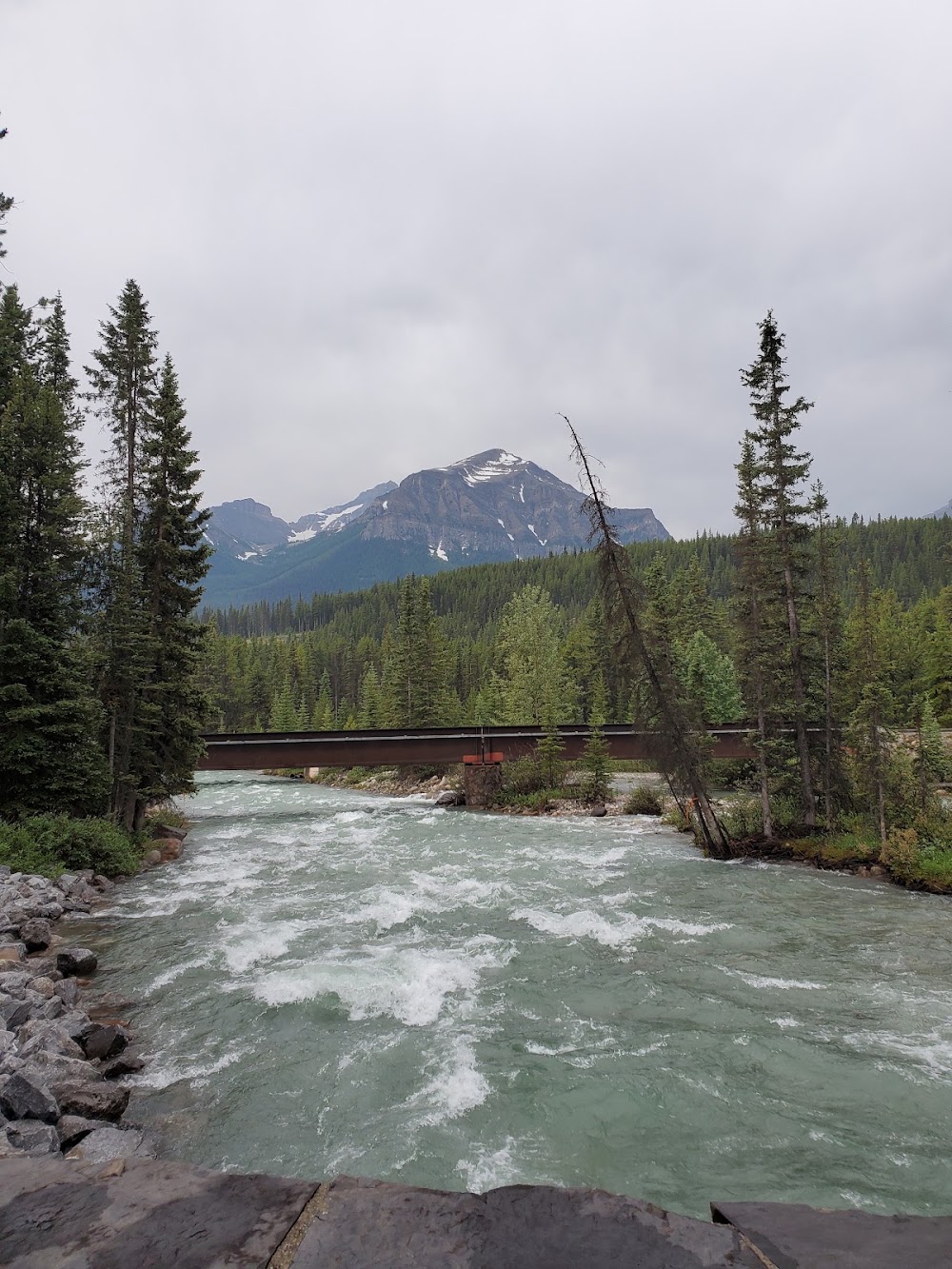 Lake Louise Village