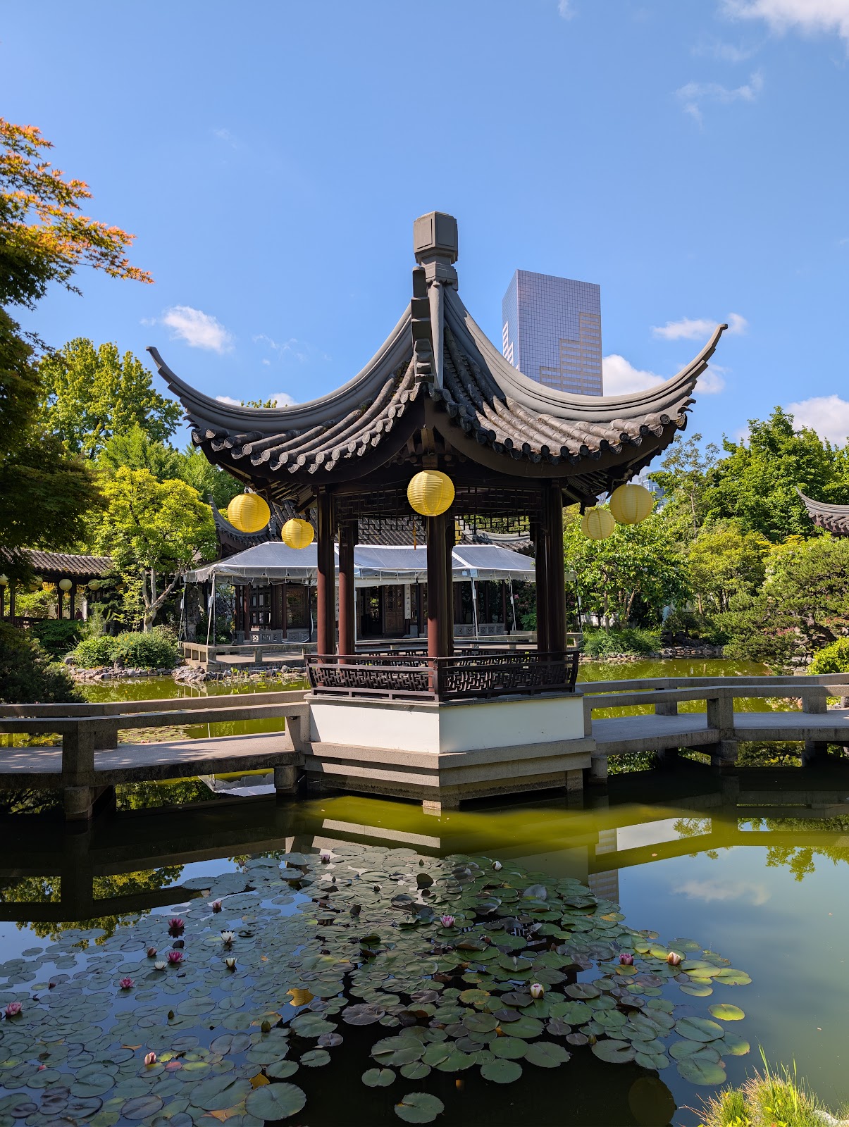 Lan Su Chinese Garden