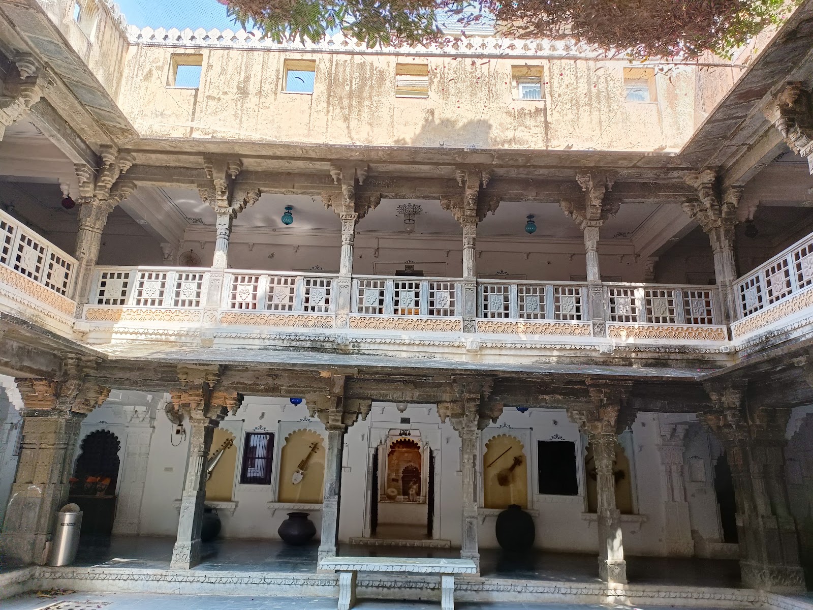 Bagore ki Haveli photo 2