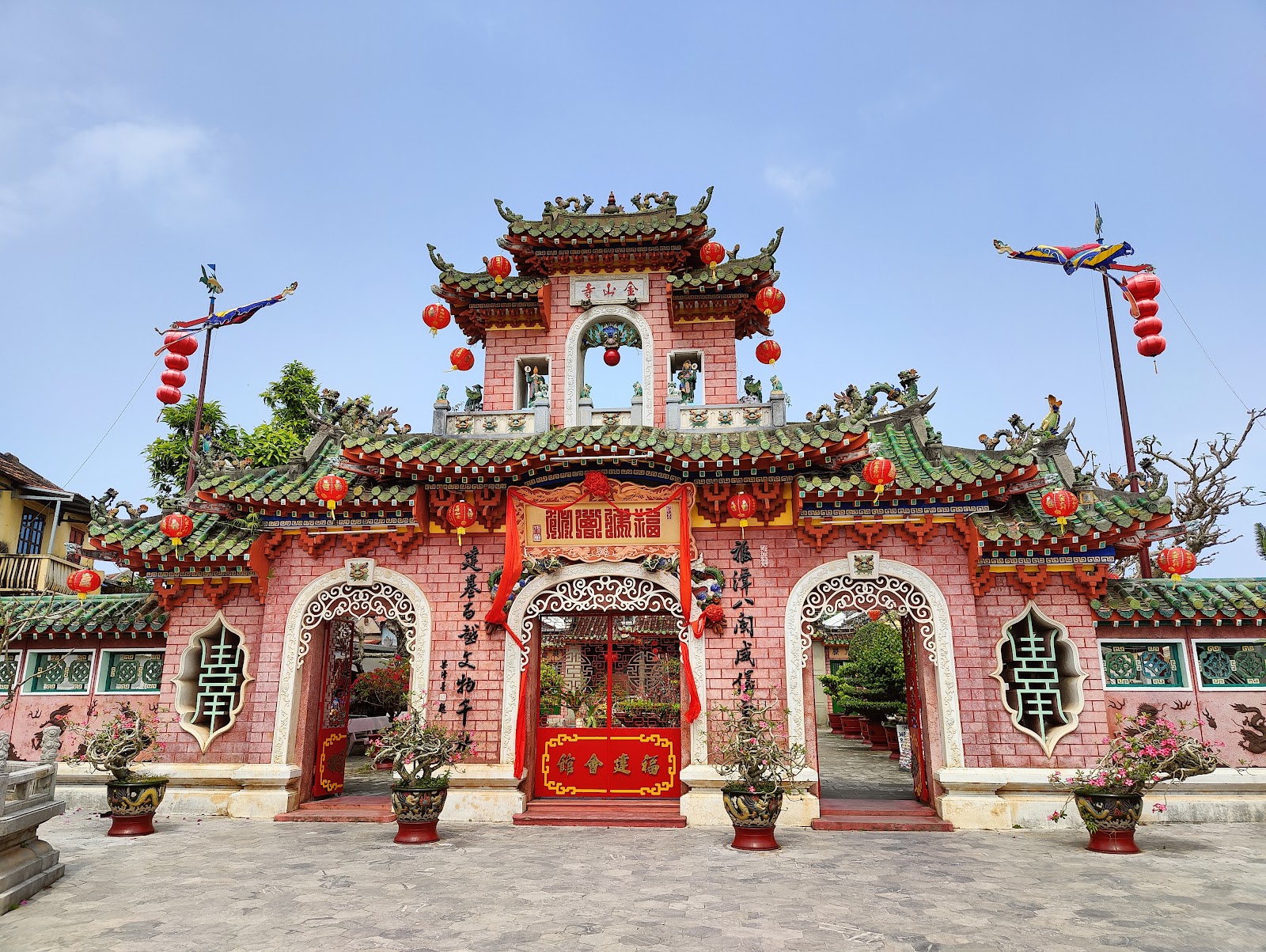 Quan Cong Temple