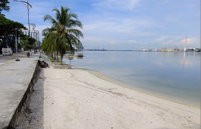 Stulang Beach
