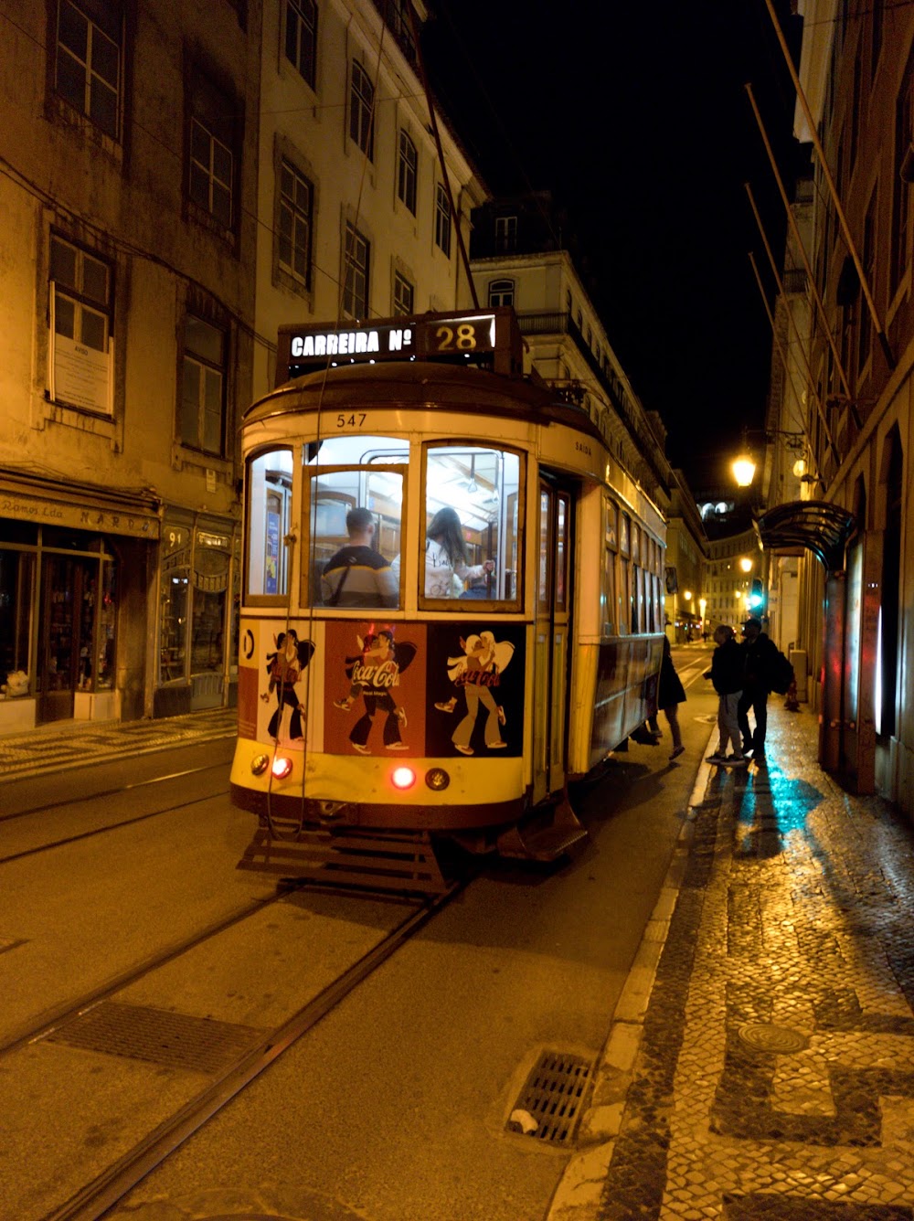 Tram 28 photo 3