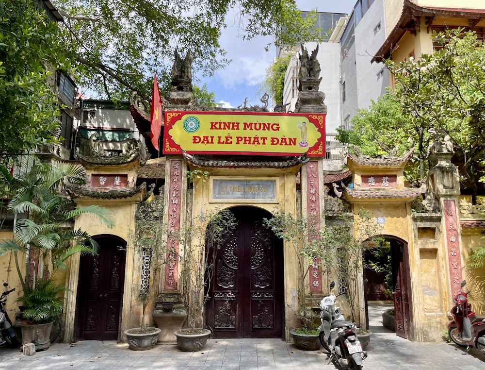 Ly Quoc Su Ancient Temple