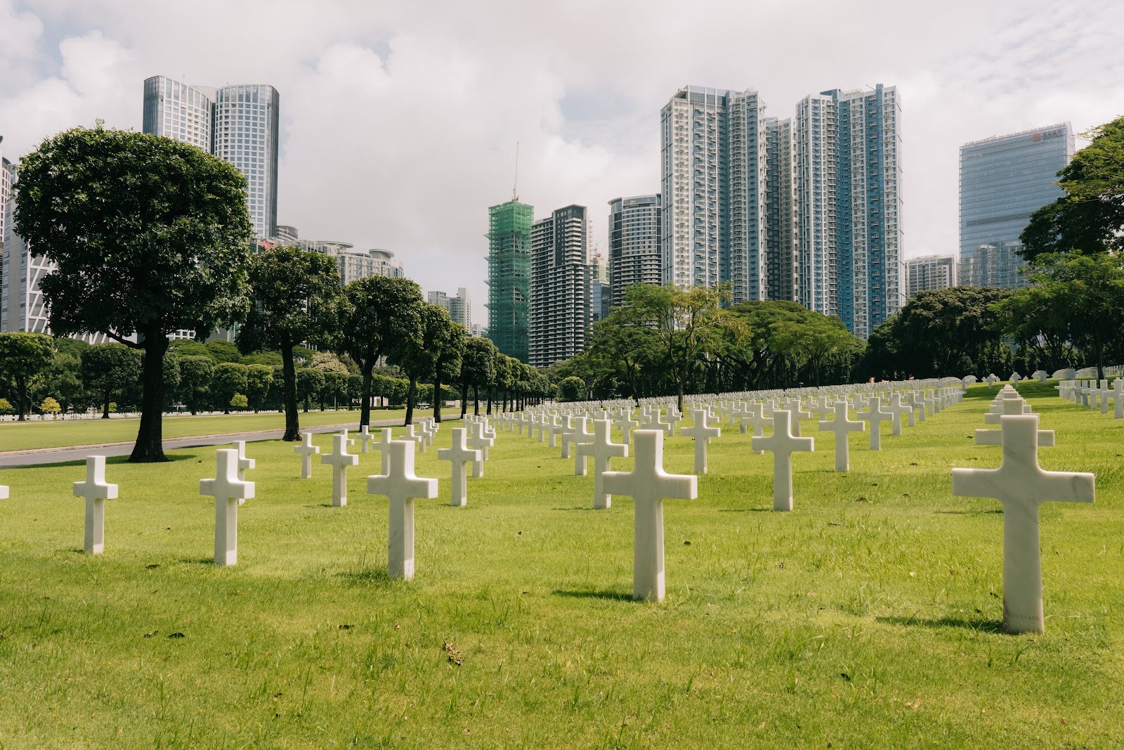 Manila American Cemetery
