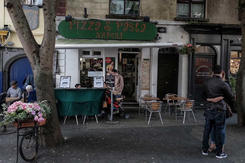 Pizza Napoli