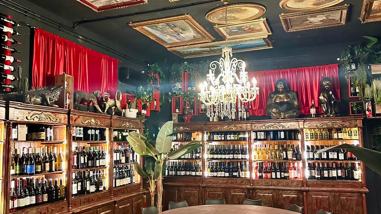 Officina 82 Wine Bar