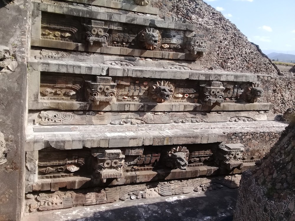 Temple of the Plumed Conch Shells photo 2