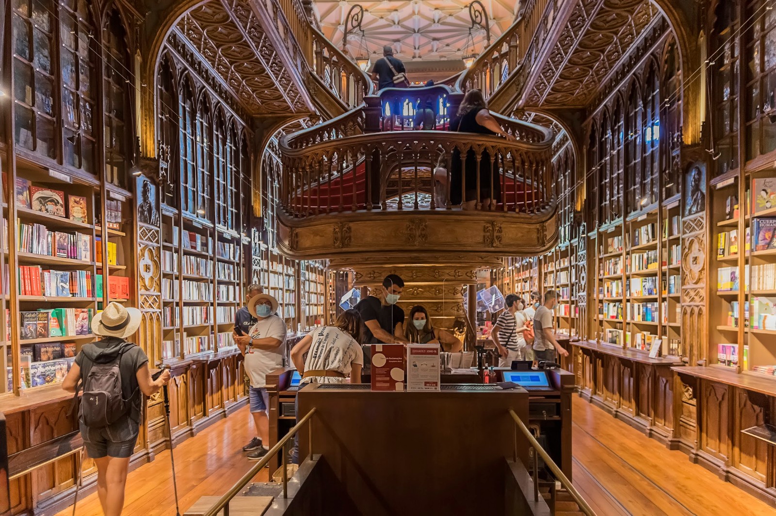 Livraria Lello photo 3