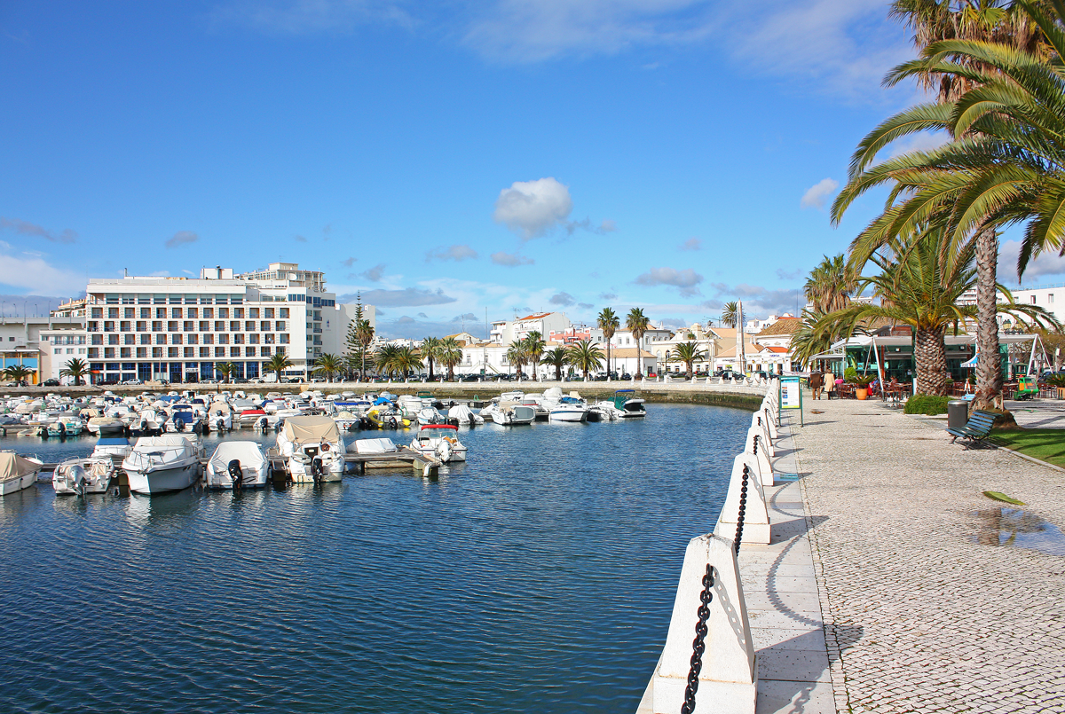 Marina de Faro photo 2