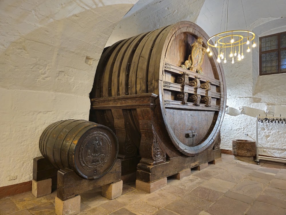 Heidelberg Tun (Giant Wine Barrel) photo 2