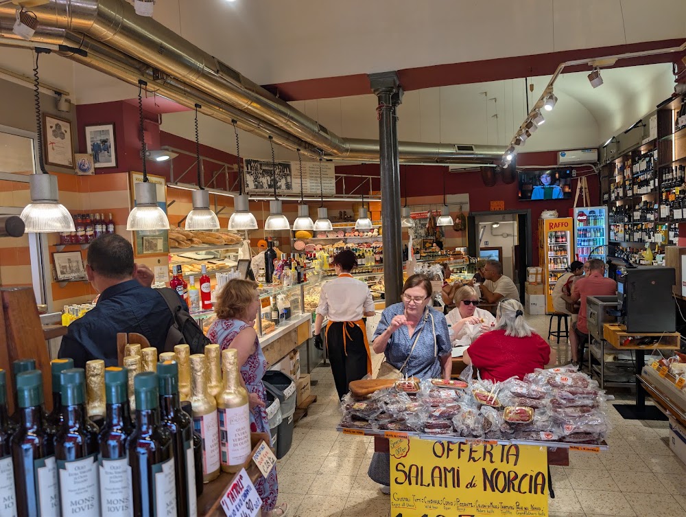 Mercato Trionfale photo 2