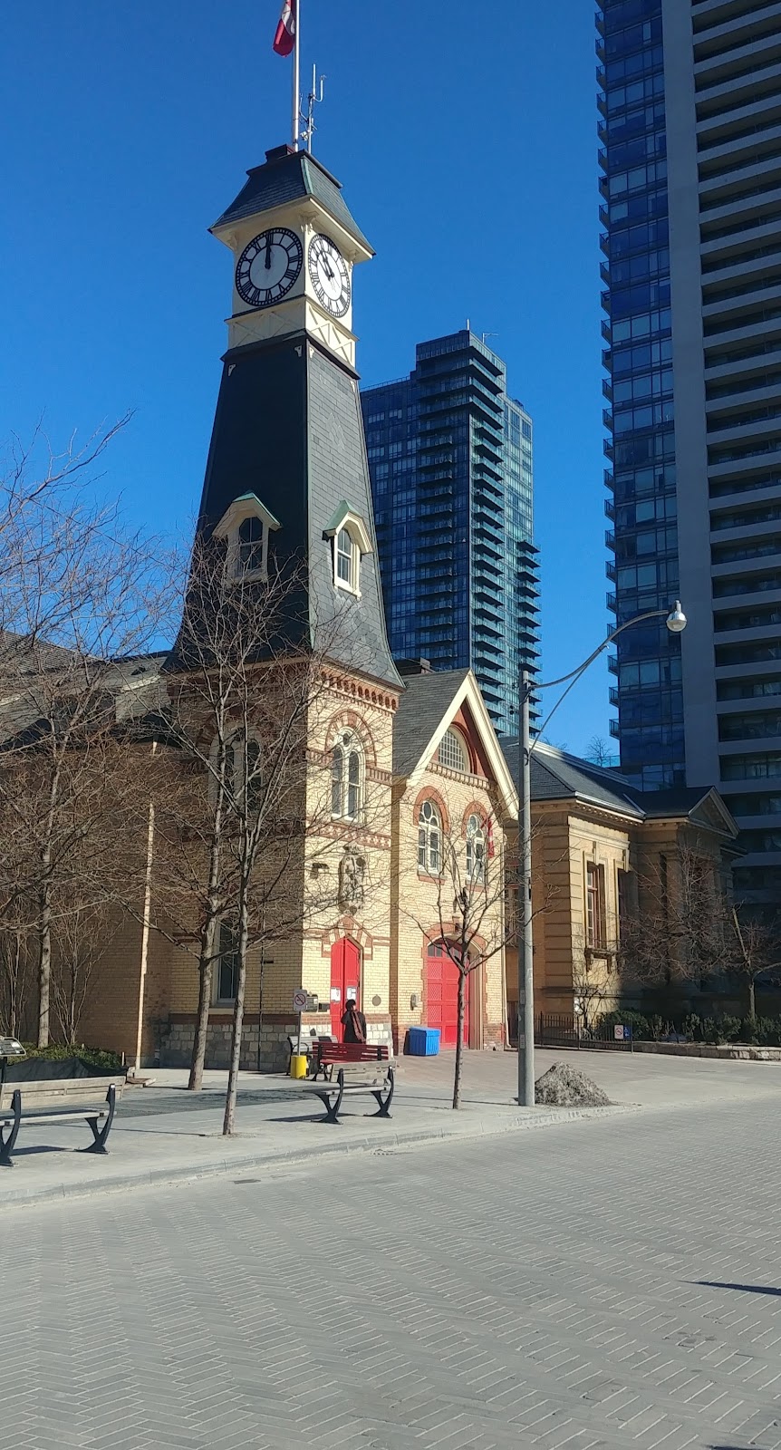 Yorkville photo 3