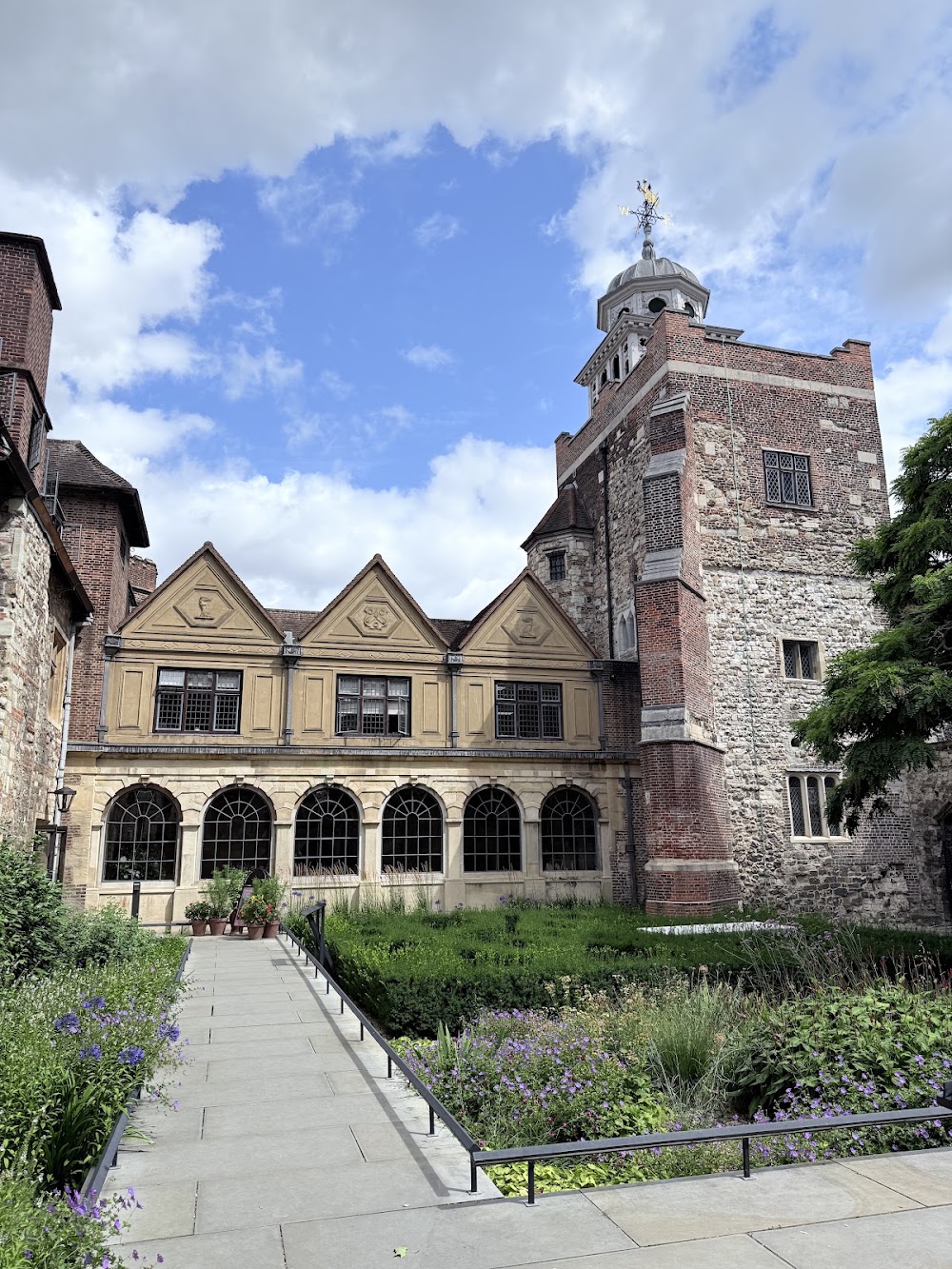 The Charterhouse photo 3