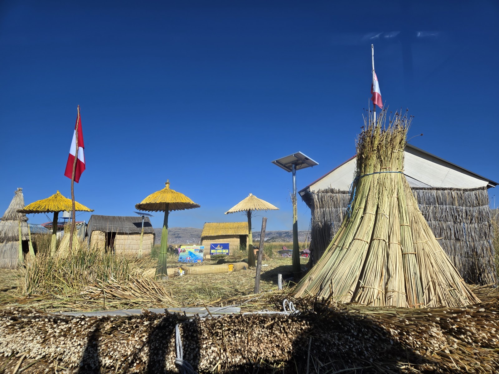 Uros Floating Islands photo 2