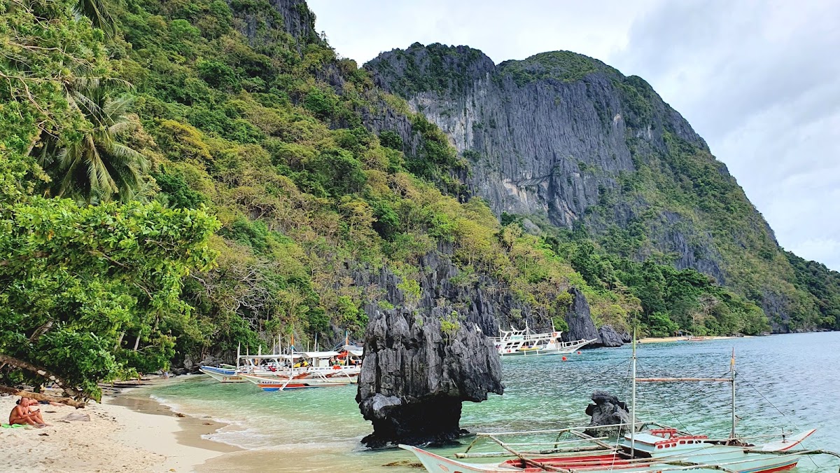Pasandigan Beach