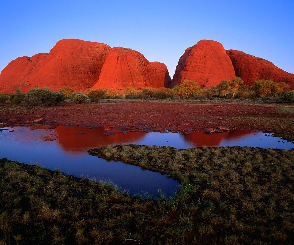 Uluru-Kata Tjuta National Park photo 3