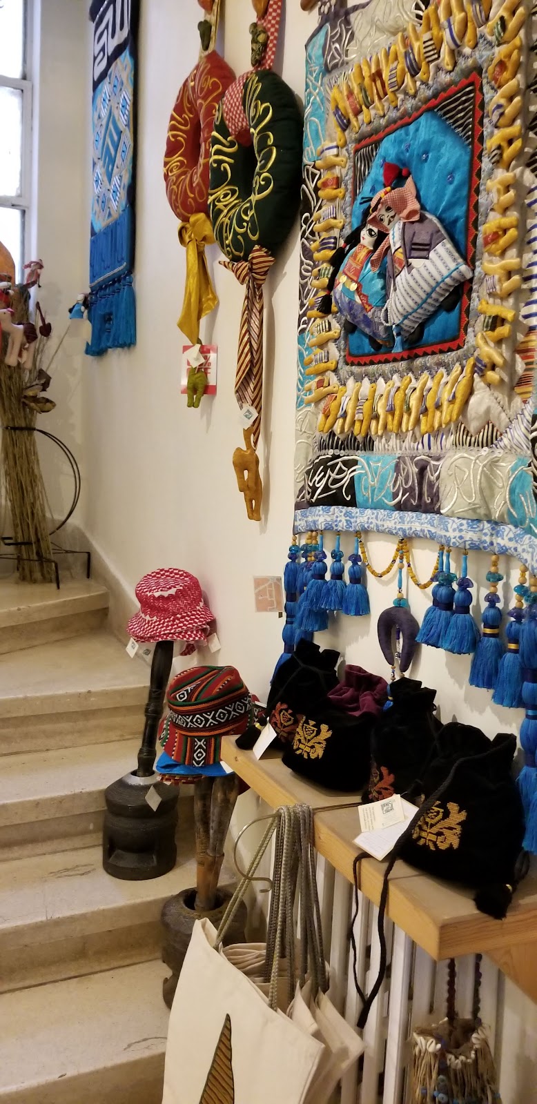 Al Burgan Handicrafts