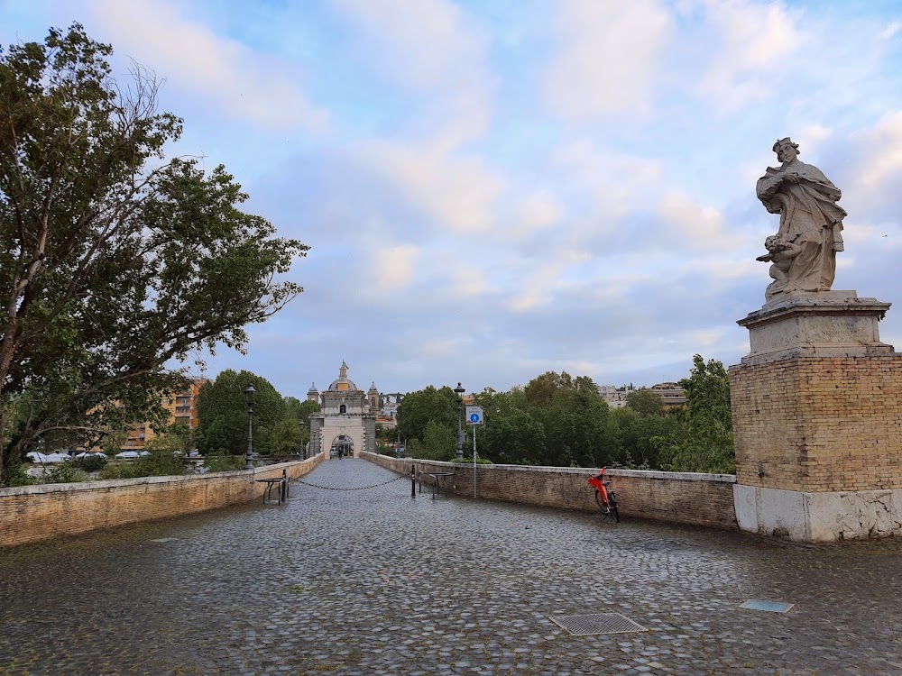Ponte Milvio photo 3