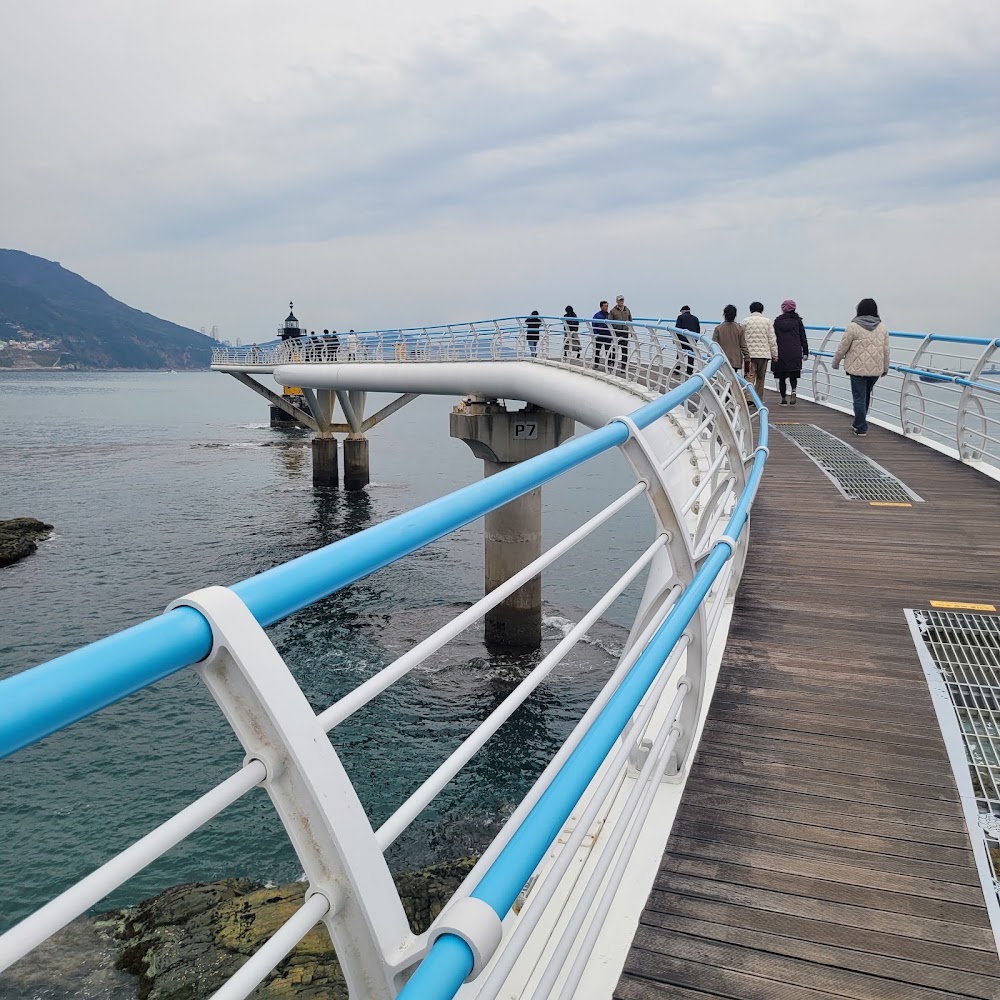 Songdo Cloud Trails