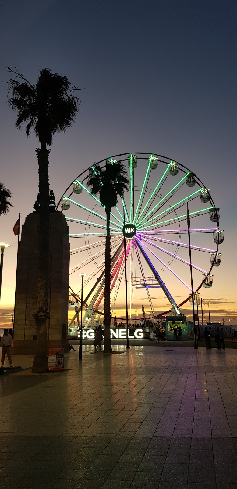 Glenelg photo 3