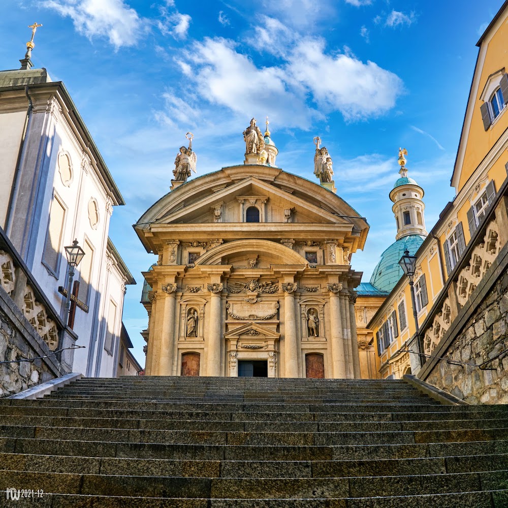 Graz Cathedral photo 2