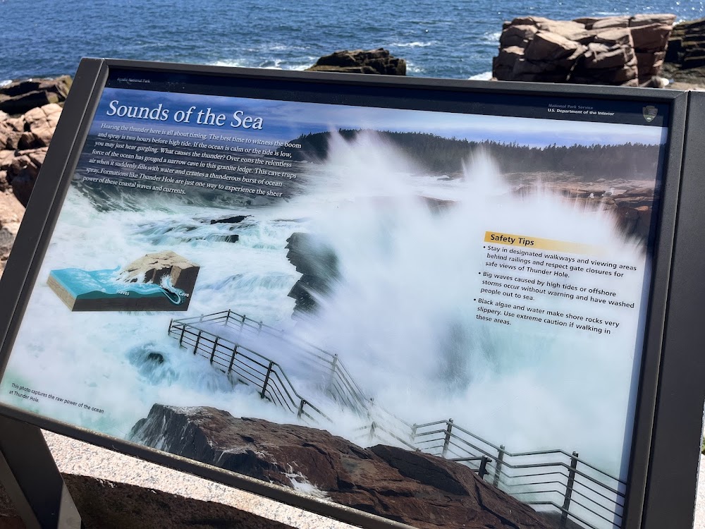 Thunder Hole photo 3
