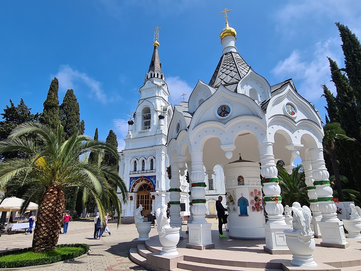 Sochi Cathedral (Cathedral of St. Michael the Archangel)