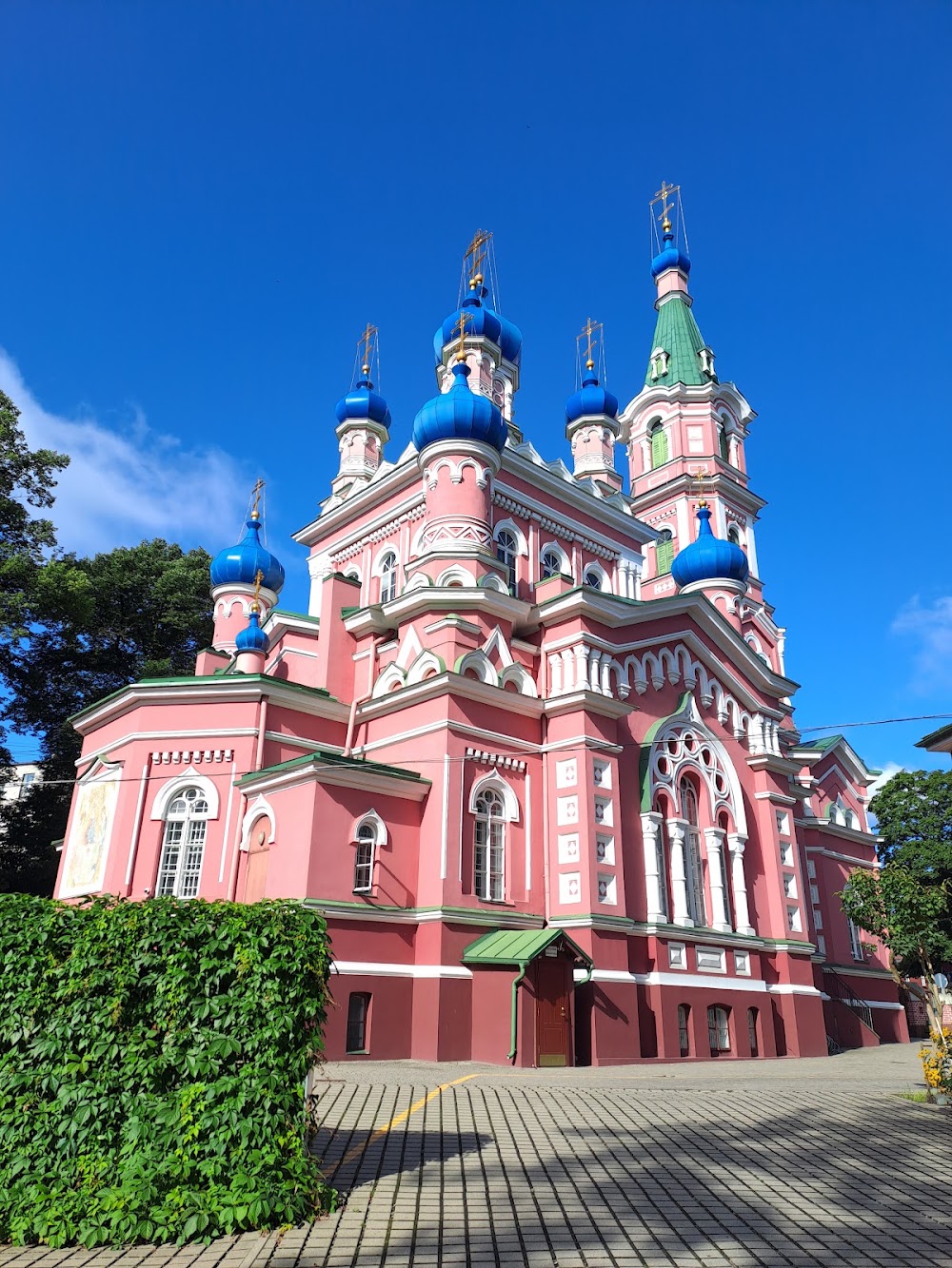 Holy Trinity Church