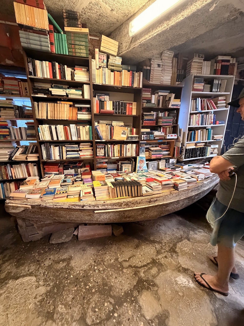 Libreria Acqua Alta photo 2