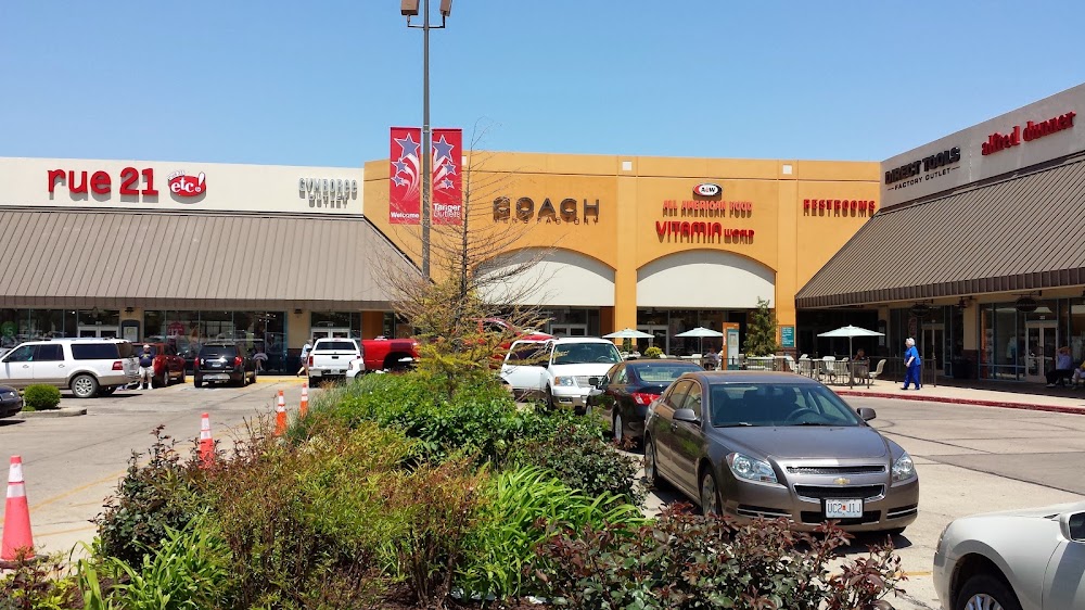 Tanger Outlets