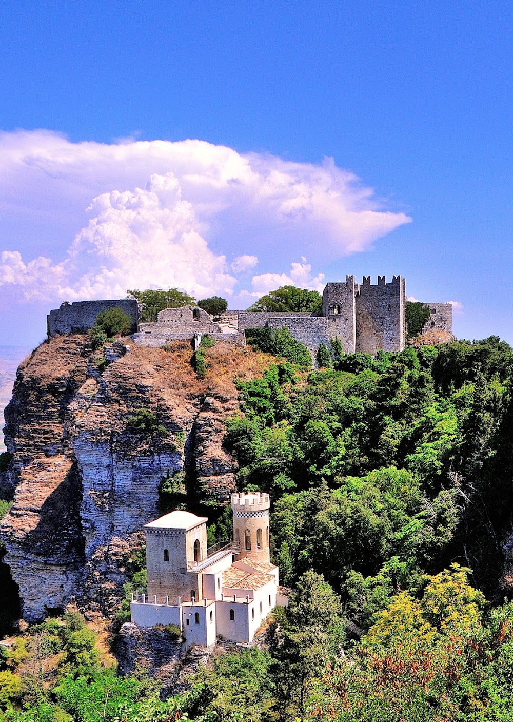 Pepoli Castle
