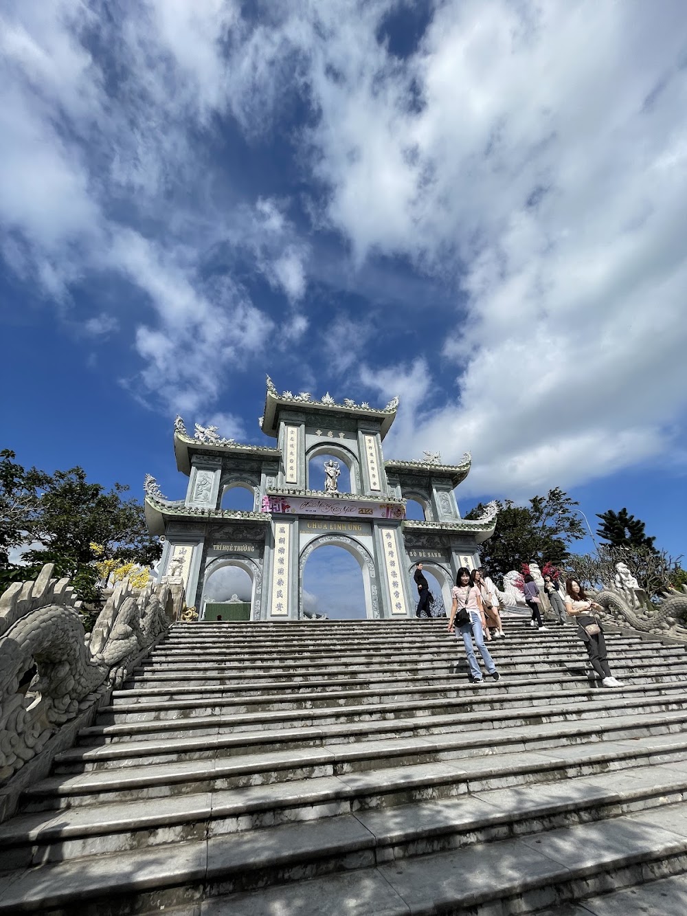Linh Ung Pagoda photo 3