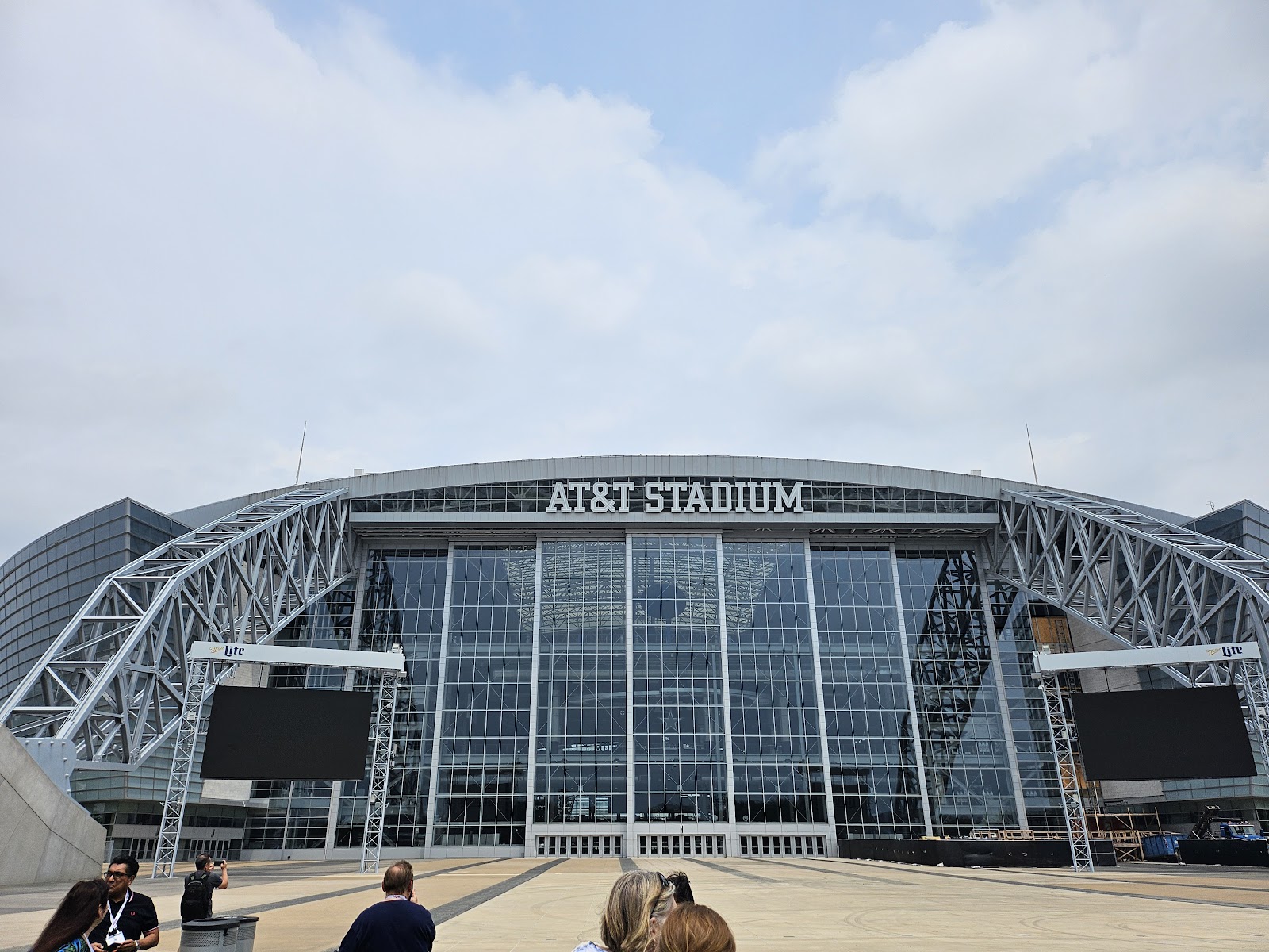 AT&T Stadium photo 3