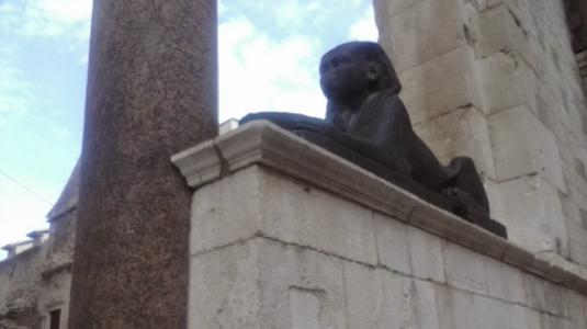 Peristyle Square