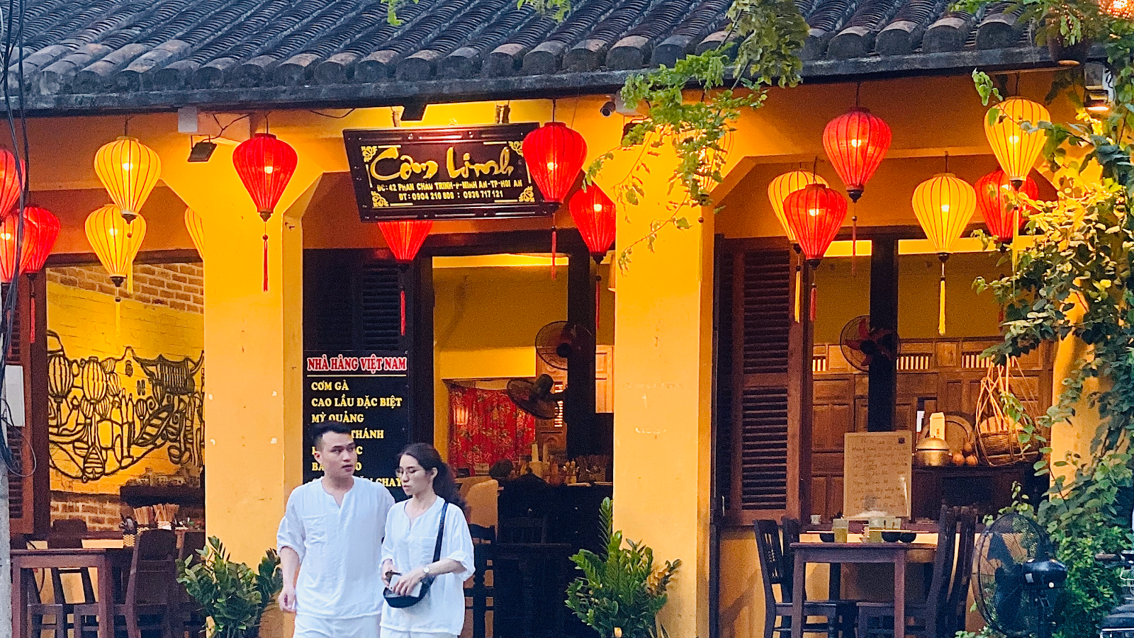 Com Linh - Vietnamese Restaurant