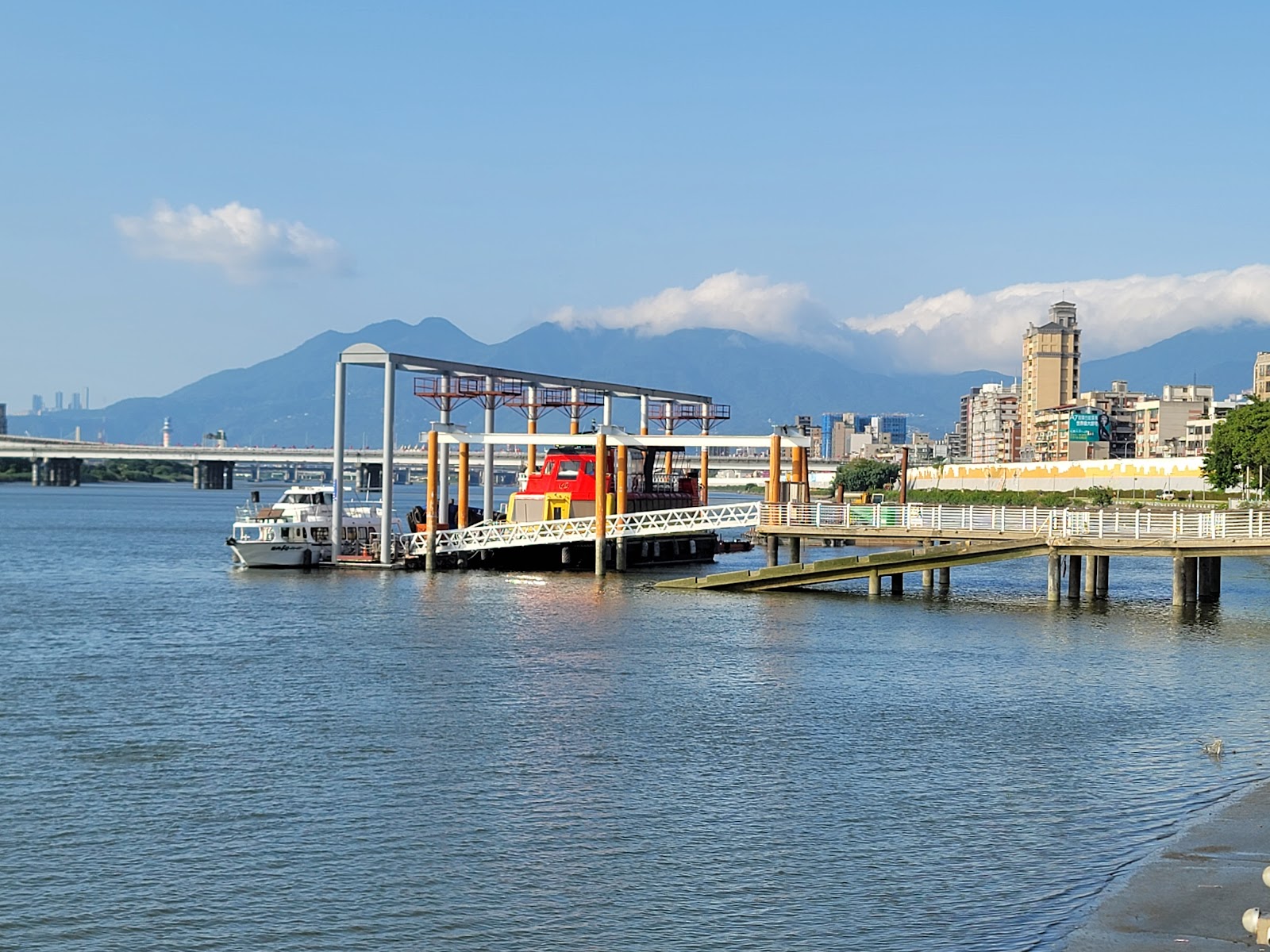 Dadaocheng Wharf photo 3