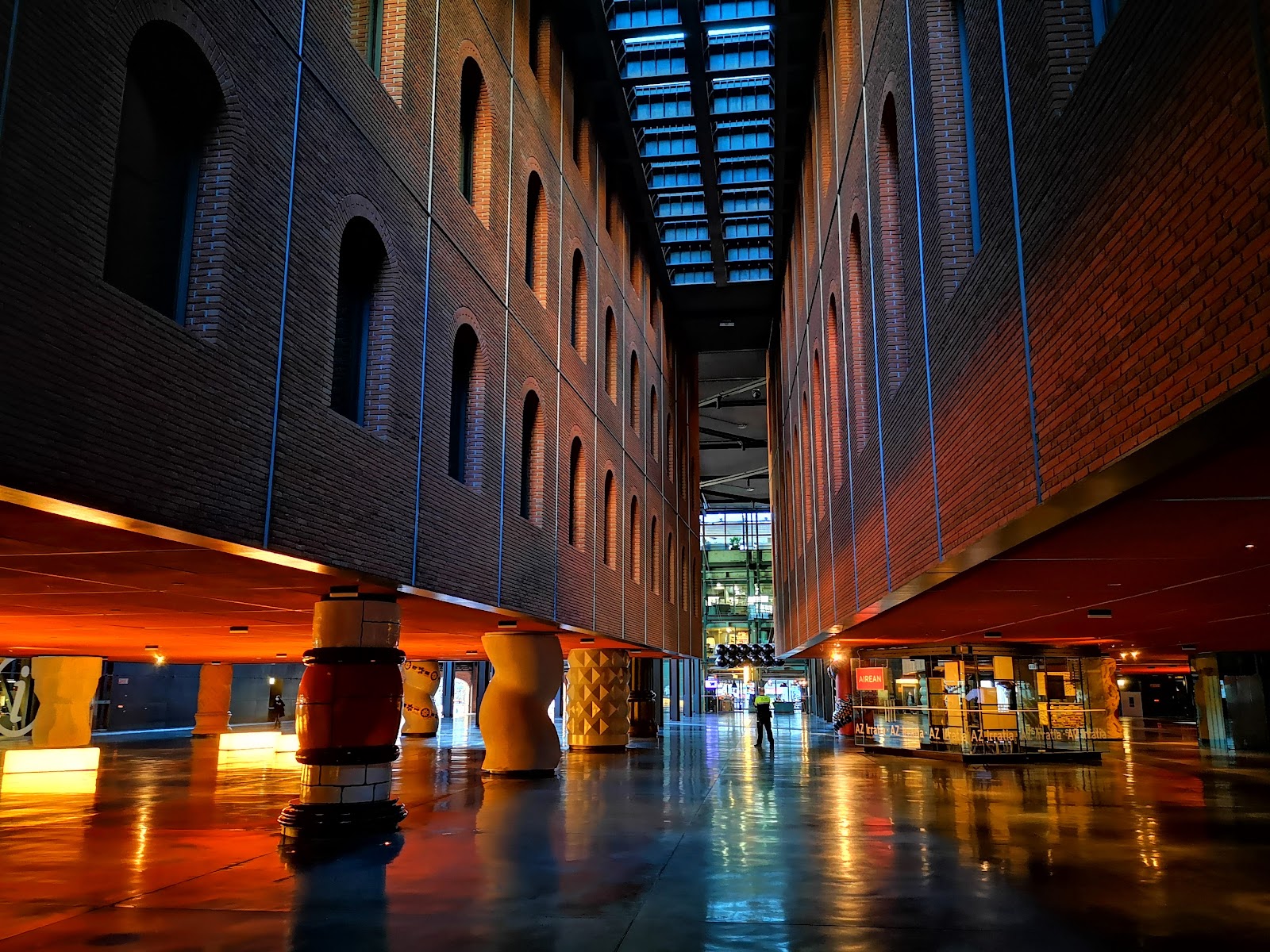 Azkuna Zentroa - Alhóndiga Bilbao photo 2