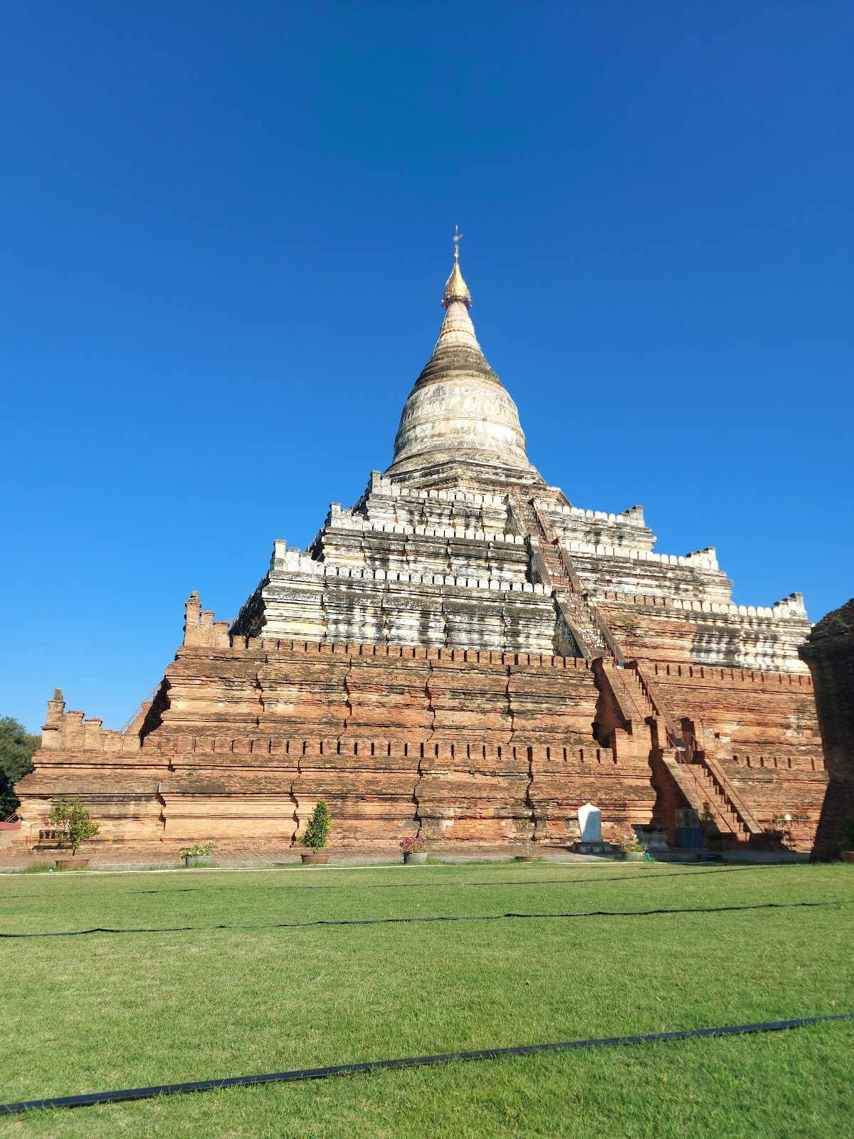 Shwesandaw Pagoda