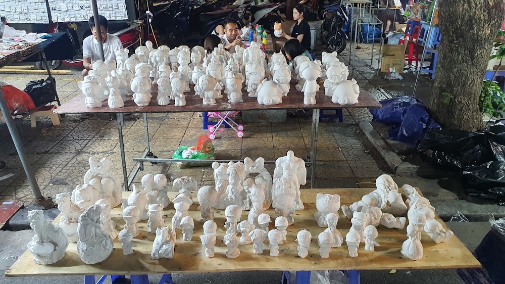 Tay Ho Night Market photo 2