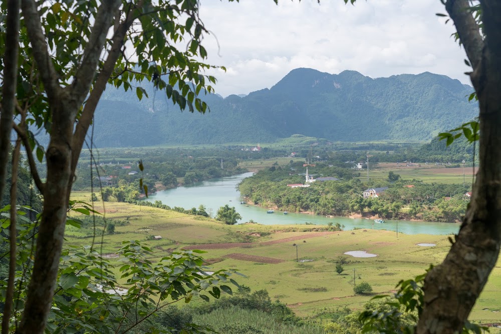 Tien Son Cave photo 2