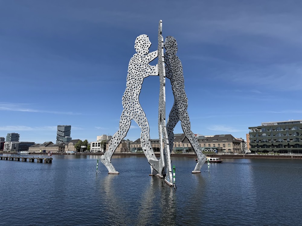 Molecule Men