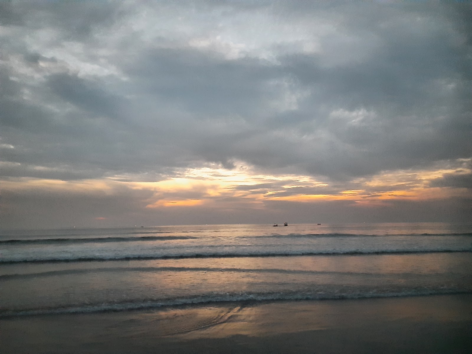 Cavelossim Beach