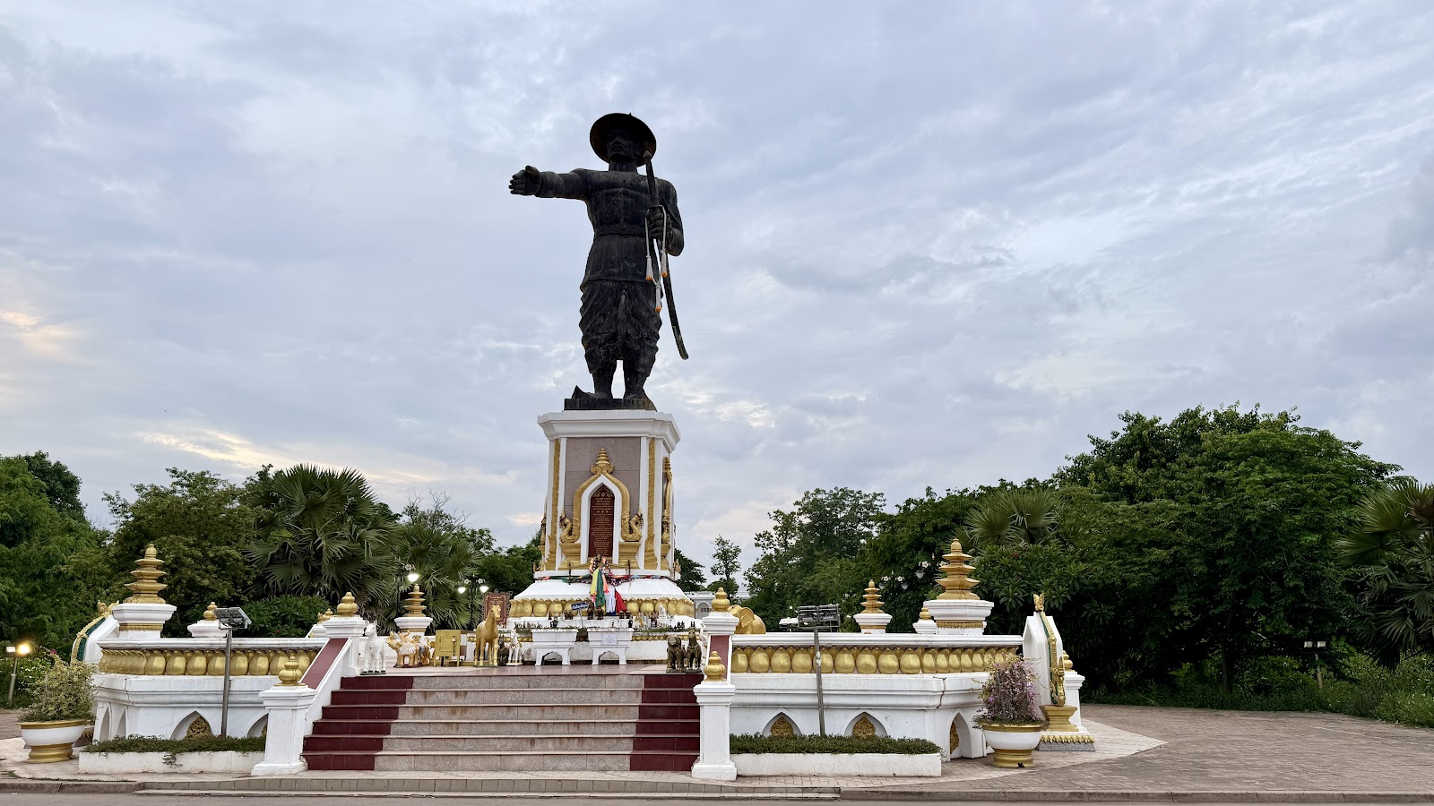 Chao Anouvong Park