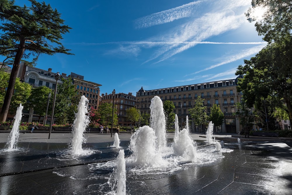 Charles de Gaulle Square