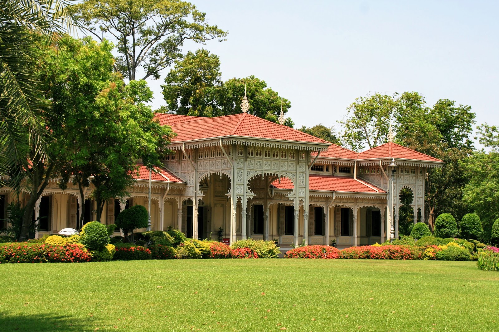 Vimanmek Mansion photo 3