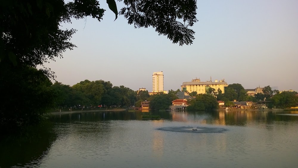 Thien Quang Lake photo 2