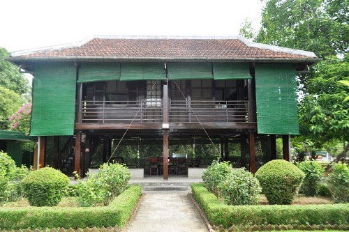 Ho Chi Minh Museum photo 2