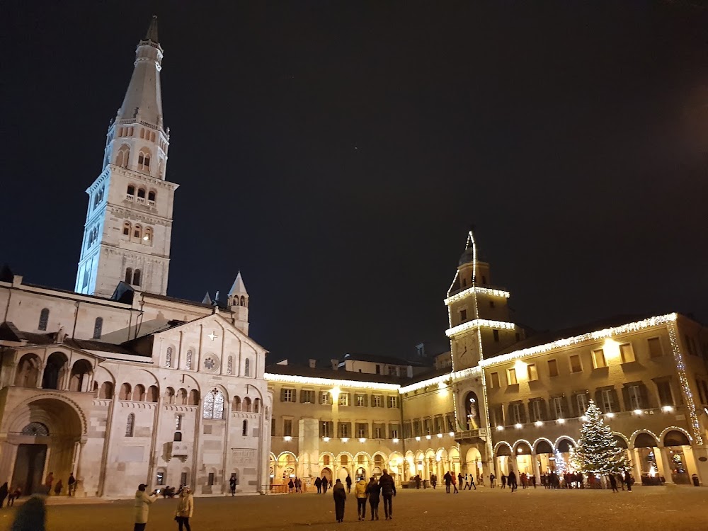 Piazza Grande photo 2