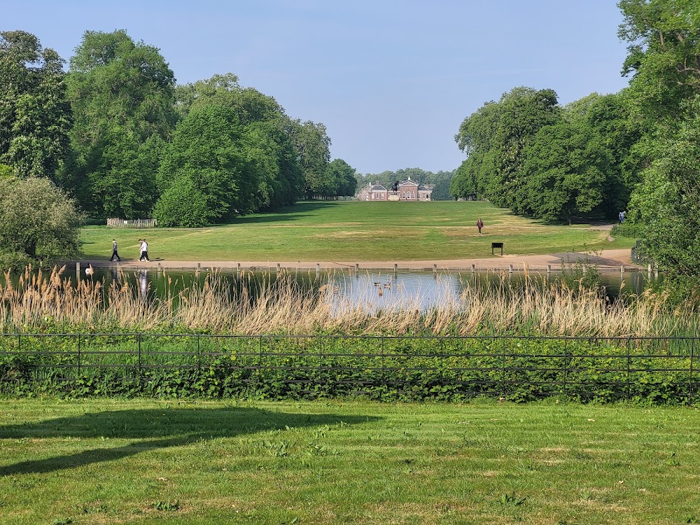 Kensington Gardens photo 2