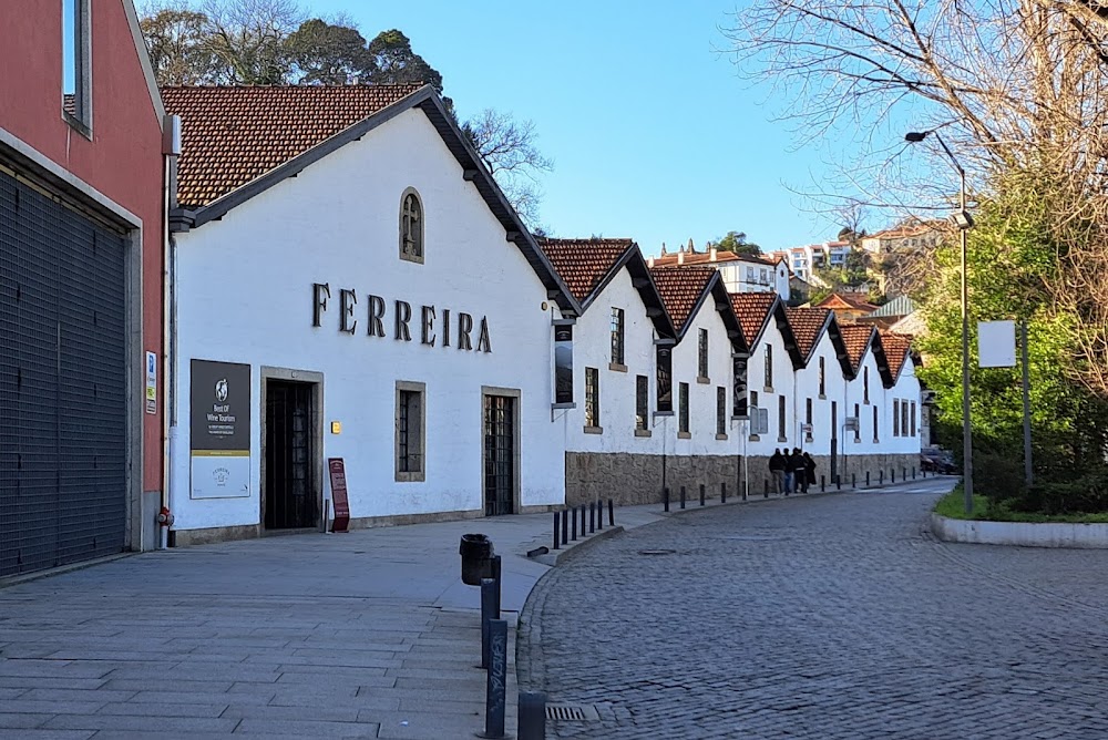 Caves Ferreira